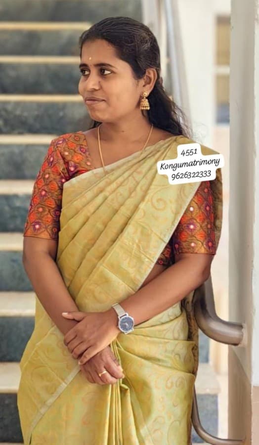 பொ. மகுடீஸ்வரி 