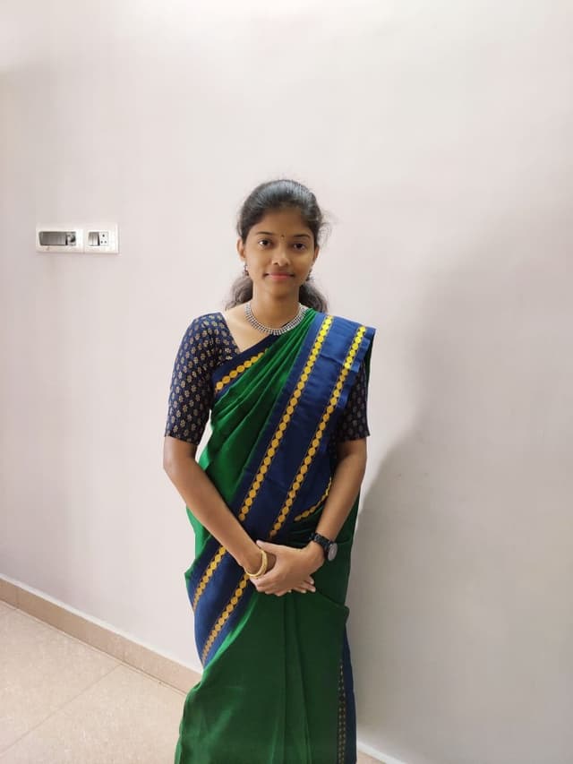 சி.சிவதாரணி 